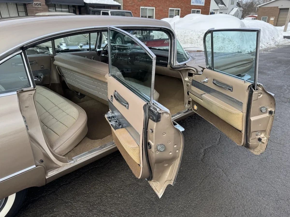1960 Cadillac DeVille, view