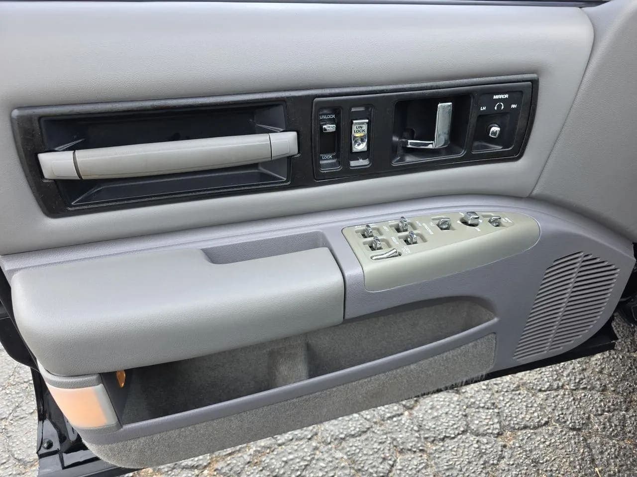 1995 Chevrolet Impala SS, view