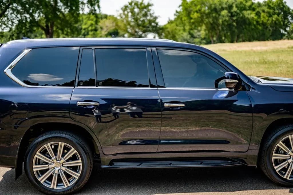 2017 Lexus LX570, view