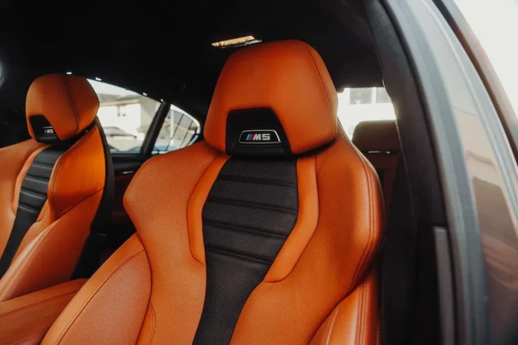 2018 BMW M5 SEDAN 4D, view