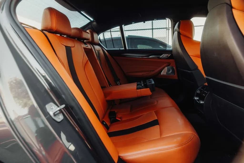 2018 BMW M5 SEDAN 4D, view