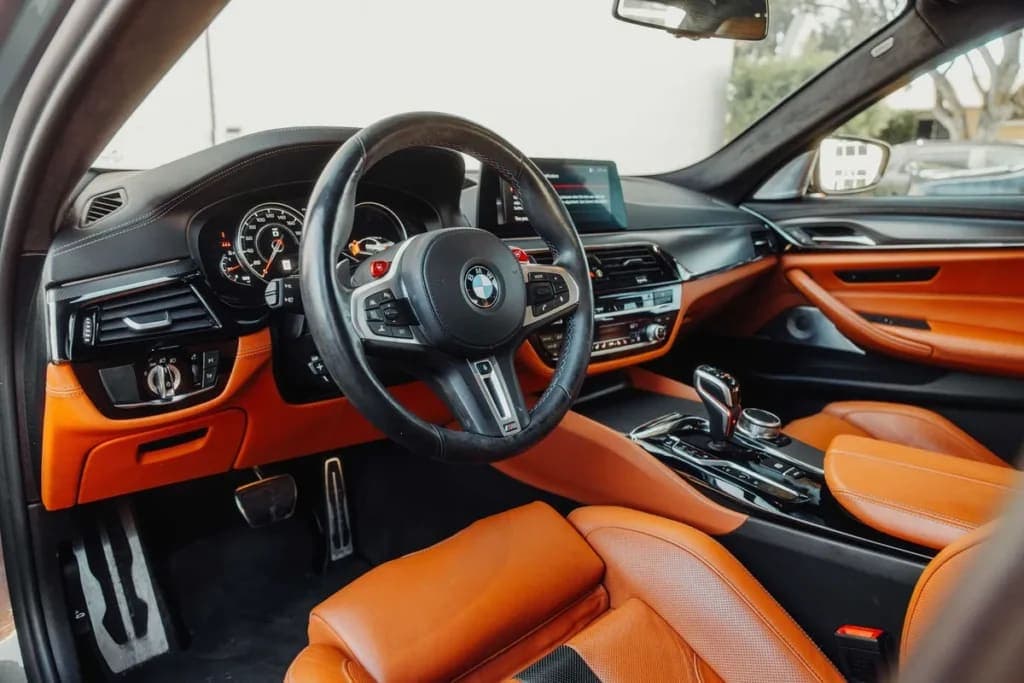 2018 BMW M5 SEDAN 4D, view