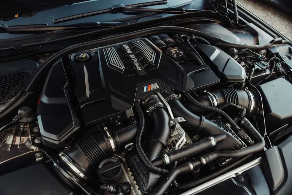 2018 BMW M5 SEDAN 4D, view