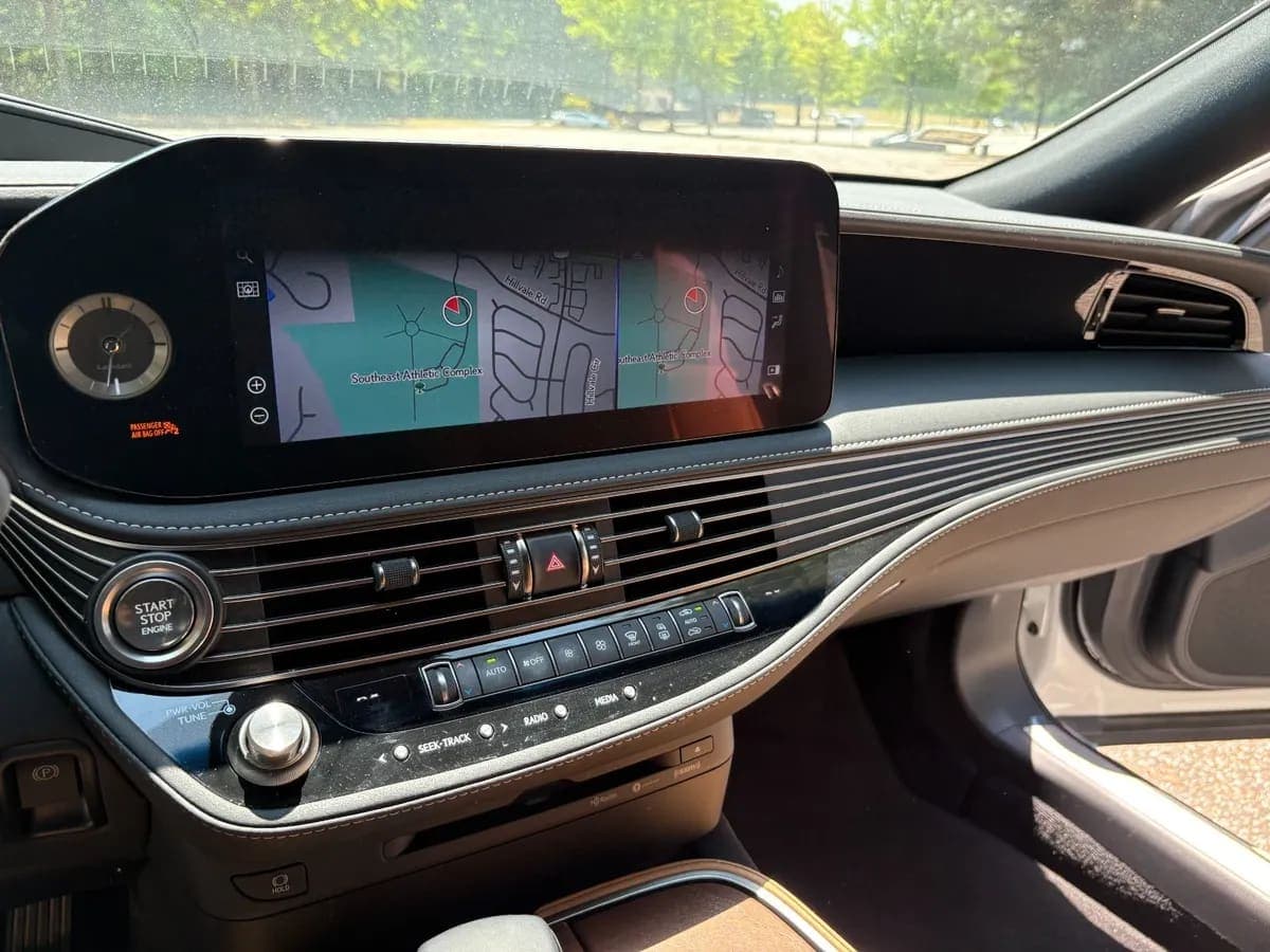 2021 Lexus LS 500 BASE, view