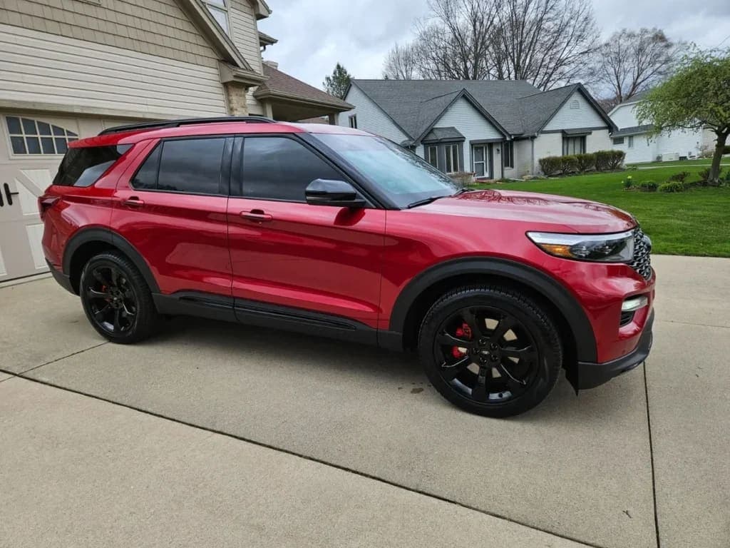 2023 Ford Explorer ST, view